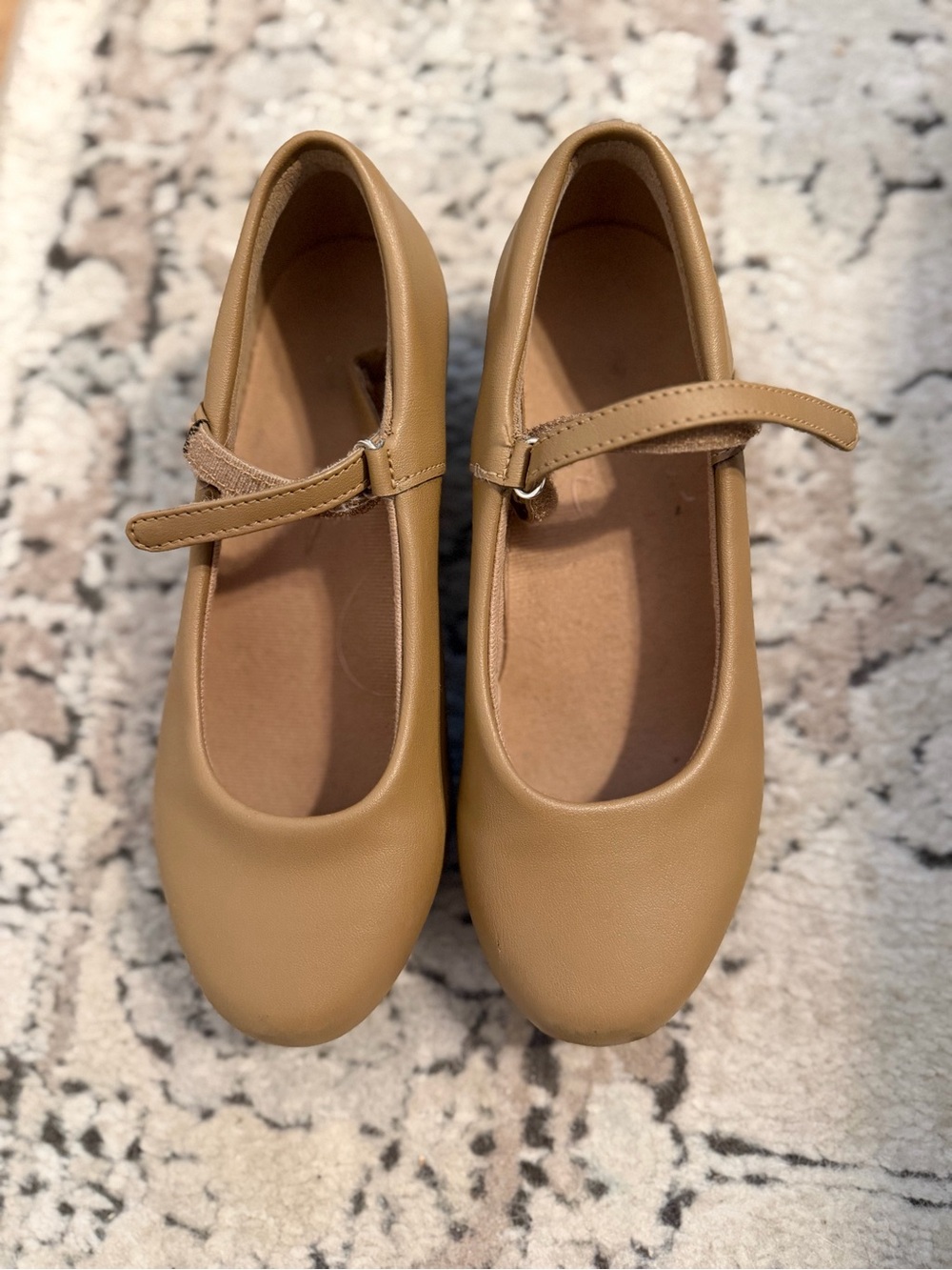 Leo nude tap shoes with Strap